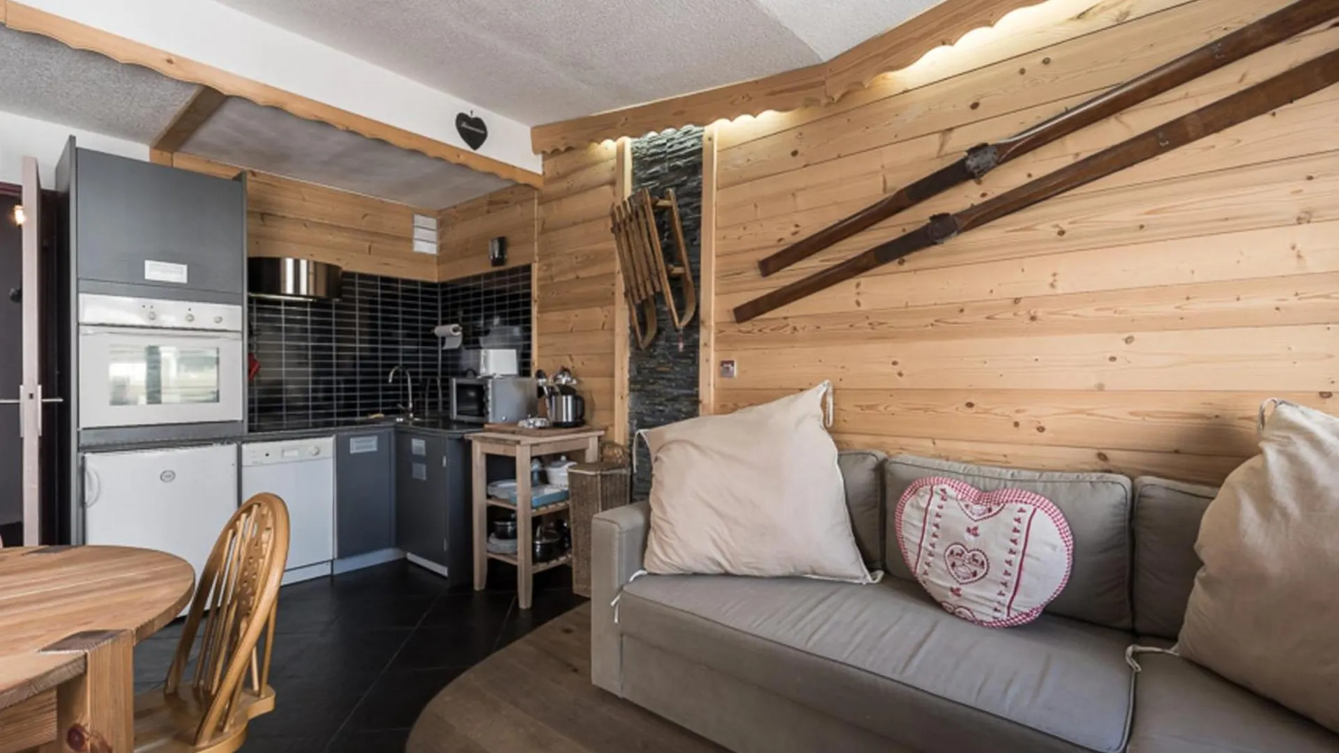 2 Pieces Confort Avec Balcon, Exposition Nord-Ouest, Tignes Val Claret, 5 Pers. - Fr-1-502-378